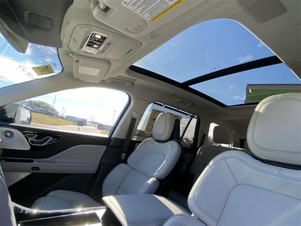 new 2025 Lincoln Aviator car, priced at $65,484