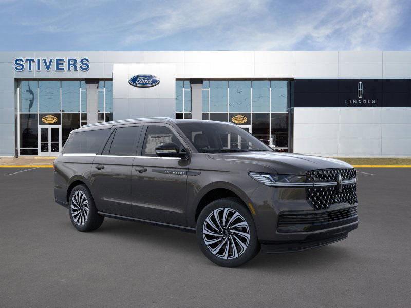 new 2025 Lincoln Navigator car, priced at $124,590
