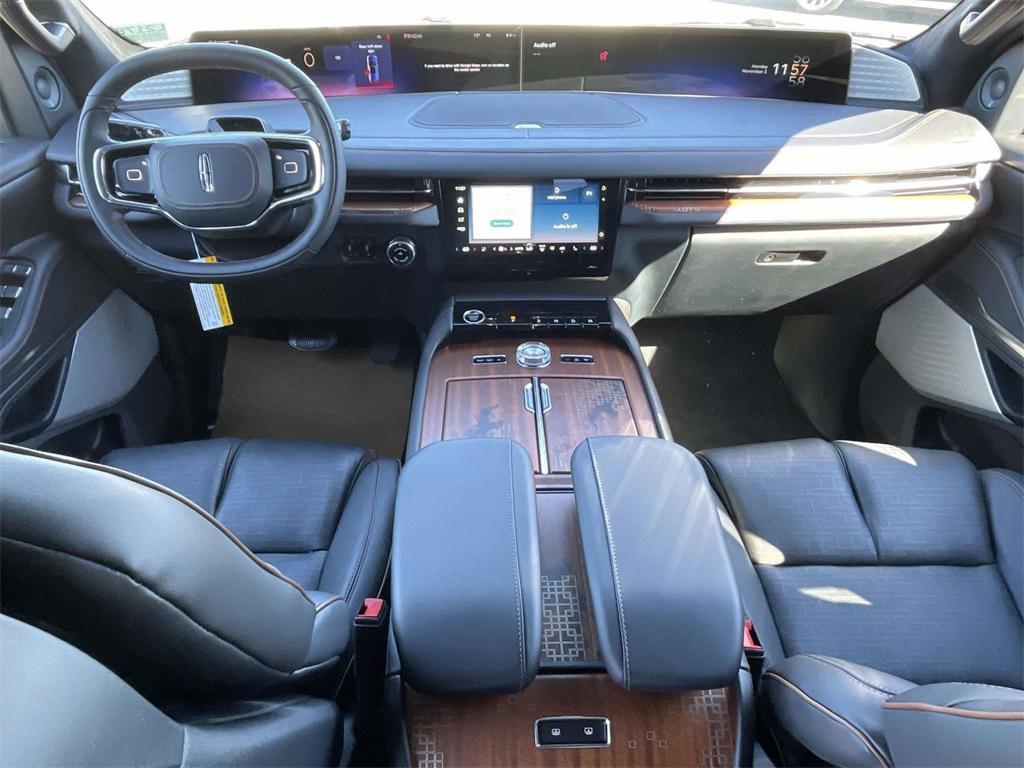 new 2025 Lincoln Navigator car, priced at $120,840