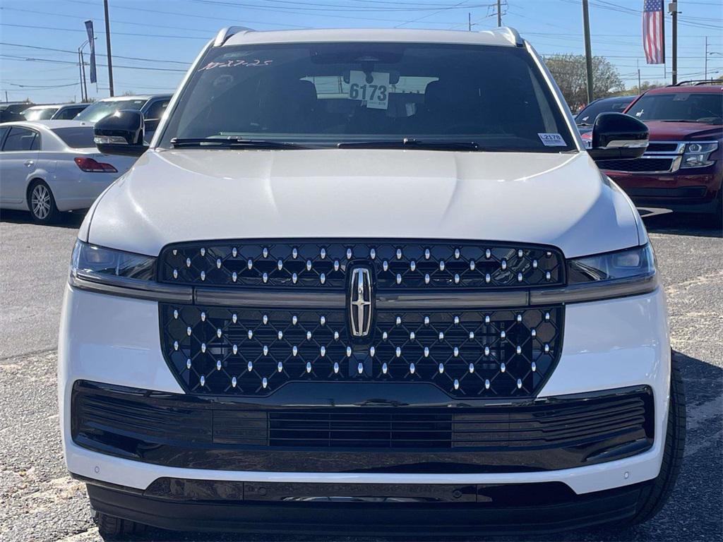 new 2025 Lincoln Navigator car, priced at $120,840