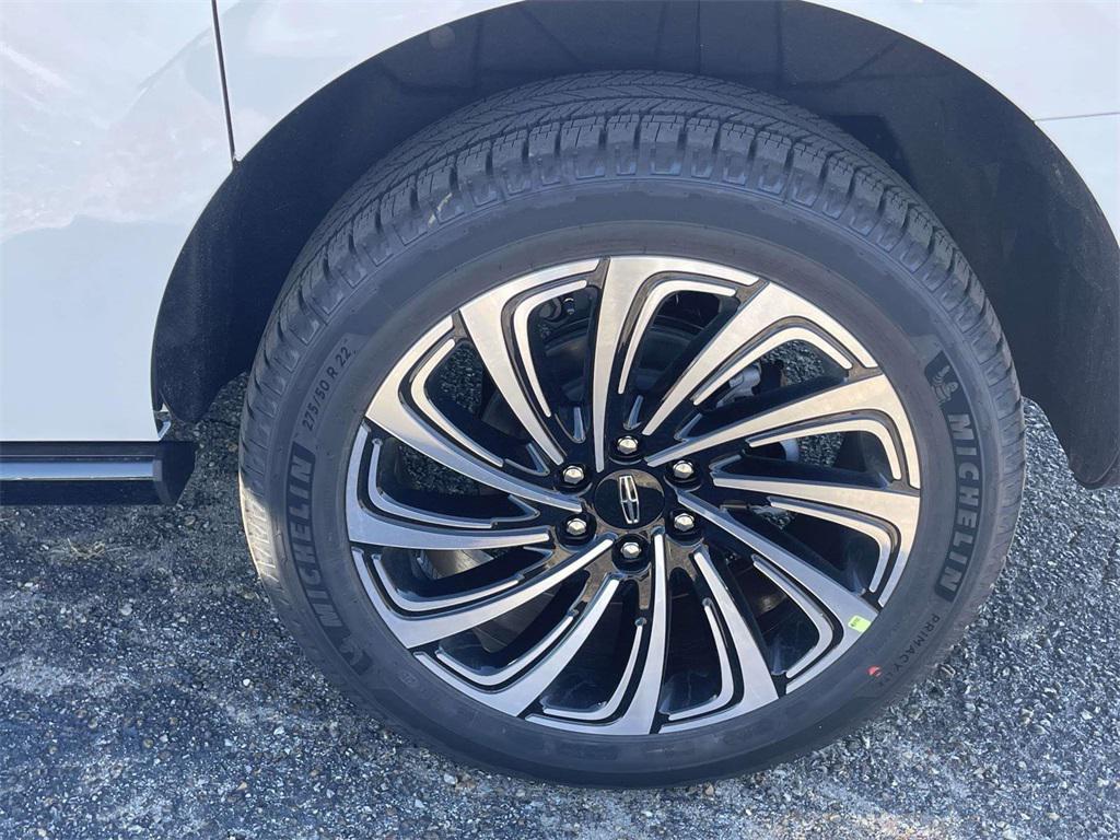 new 2025 Lincoln Navigator car, priced at $120,840