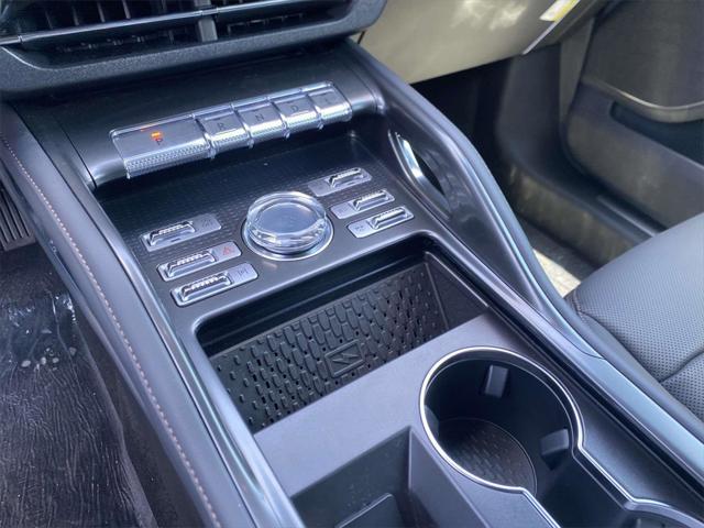 new 2024 Lincoln Nautilus car, priced at $52,095