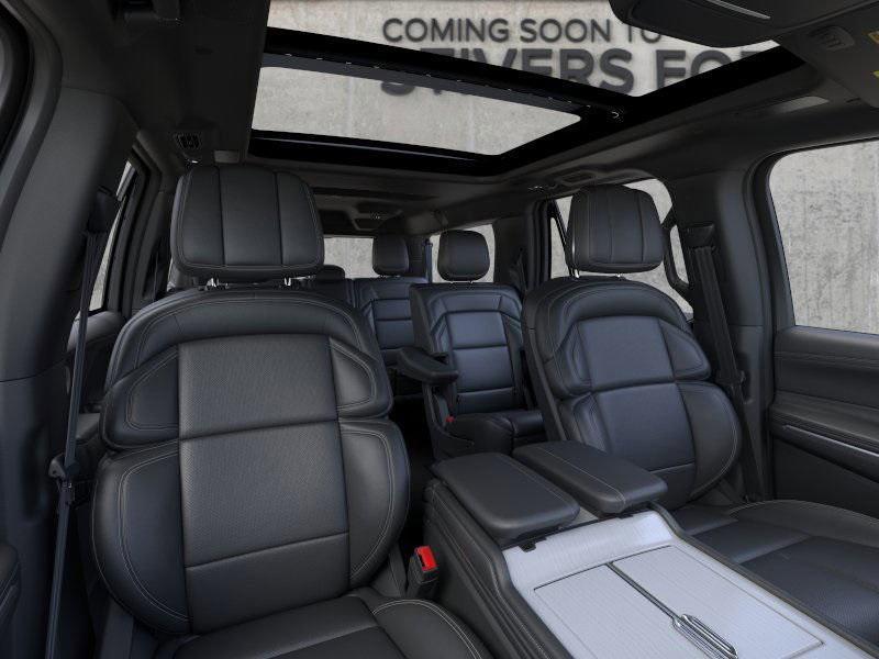 new 2025 Lincoln Navigator car, priced at $107,430