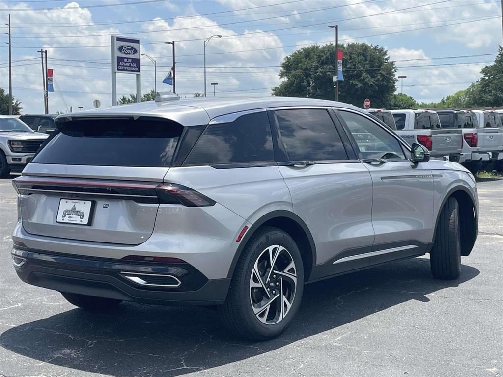 new 2025 Lincoln Nautilus car, priced at $53,645