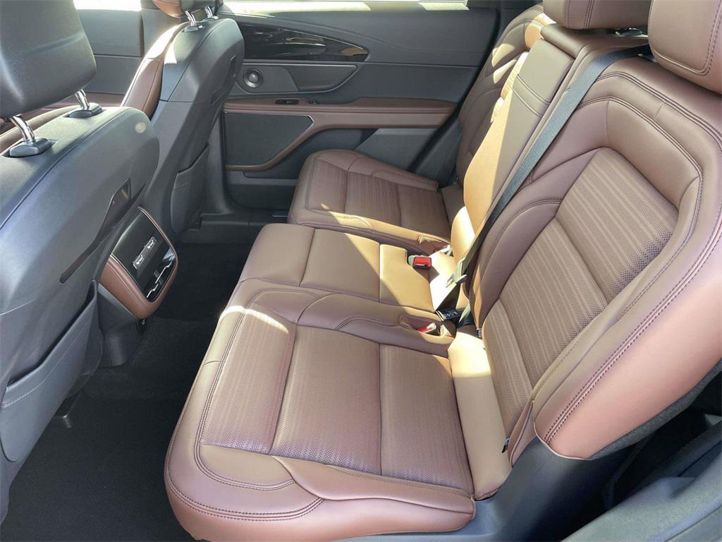 new 2026 Lincoln Nautilus car, priced at $64,304