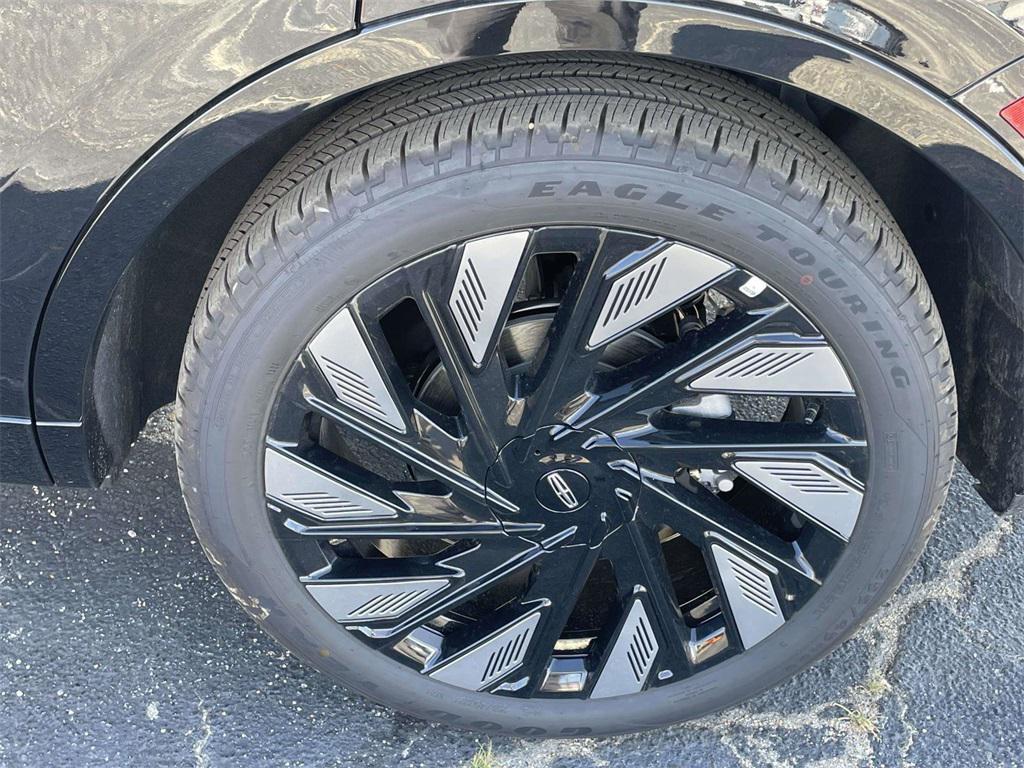 new 2026 Lincoln Nautilus car, priced at $64,304