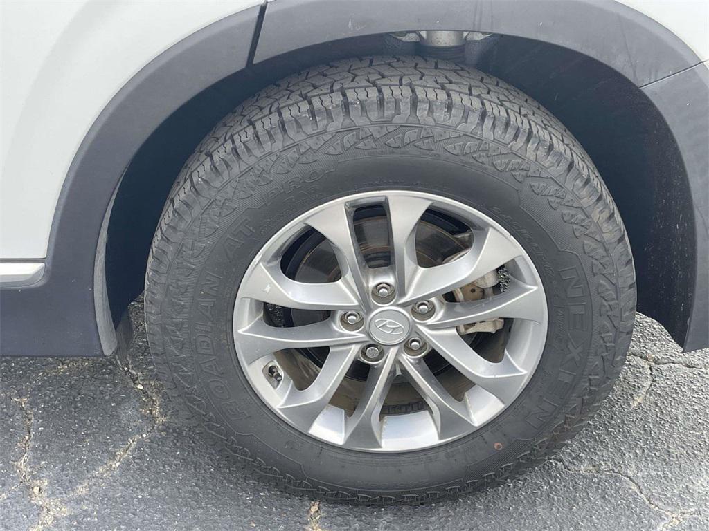 used 2019 Hyundai Santa Fe car, priced at $16,735