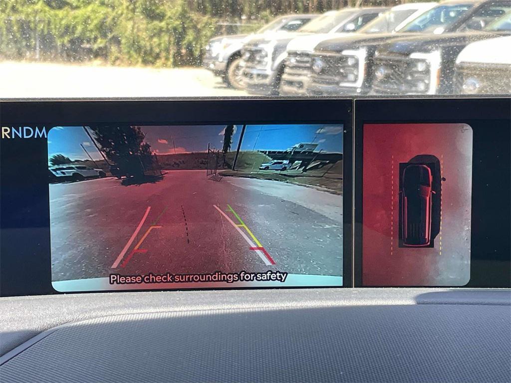 new 2025 Lincoln Navigator car, priced at $104,830