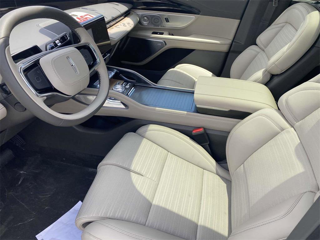 new 2025 Lincoln Nautilus car, priced at $65,051