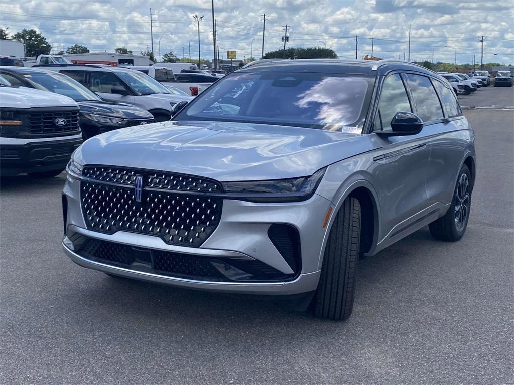 new 2025 Lincoln Nautilus car, priced at $65,051