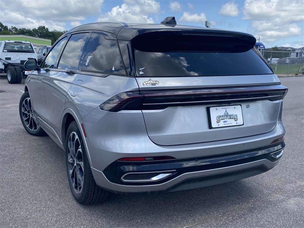new 2025 Lincoln Nautilus car, priced at $65,051