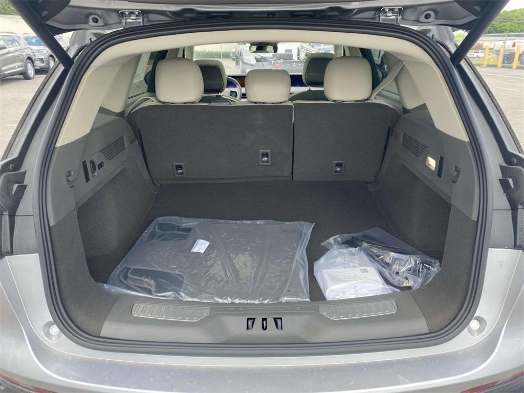 new 2025 Lincoln Nautilus car, priced at $65,051