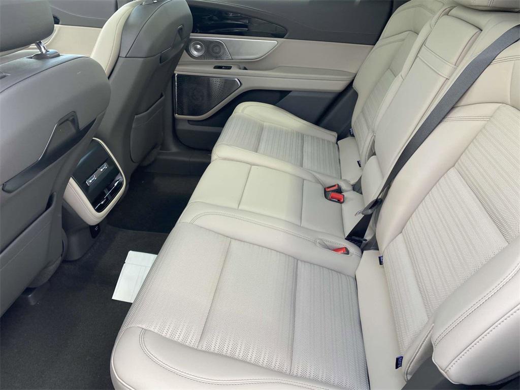 new 2025 Lincoln Nautilus car, priced at $65,051