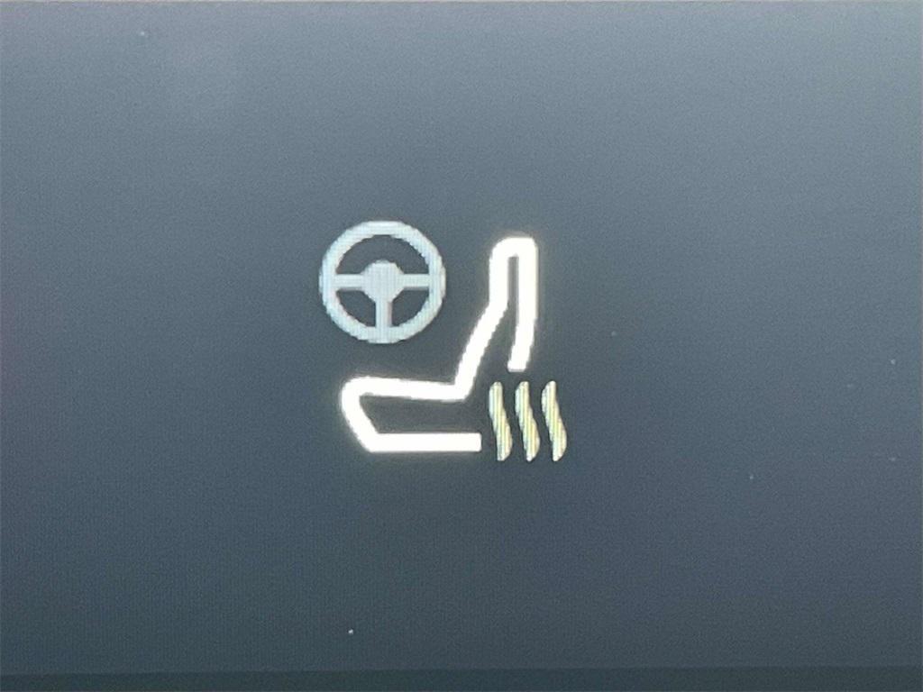 new 2025 Lincoln Navigator car, priced at $101,680