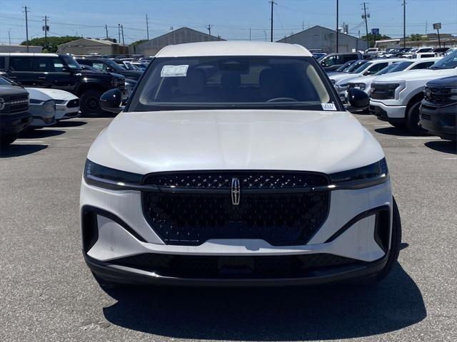 new 2025 Lincoln Nautilus car, priced at $52,034