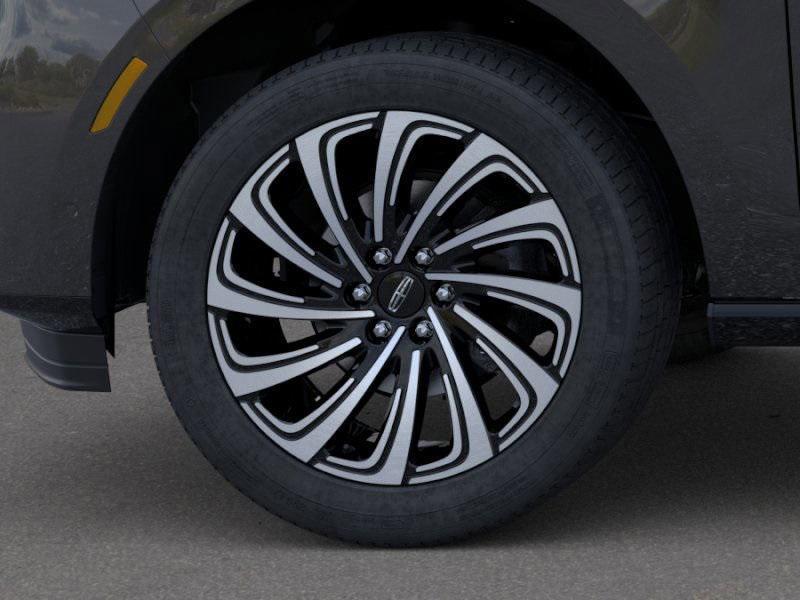 new 2025 Lincoln Navigator car, priced at $124,590