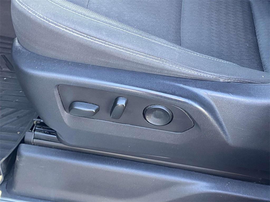 used 2022 Chevrolet Silverado 1500 car, priced at $28,804