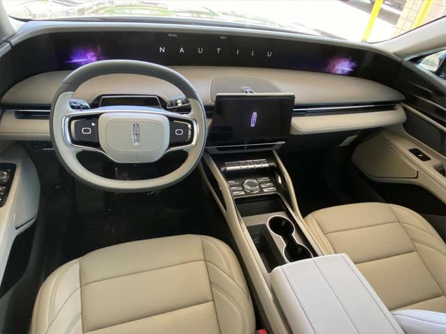 new 2025 Lincoln Nautilus car, priced at $51,404
