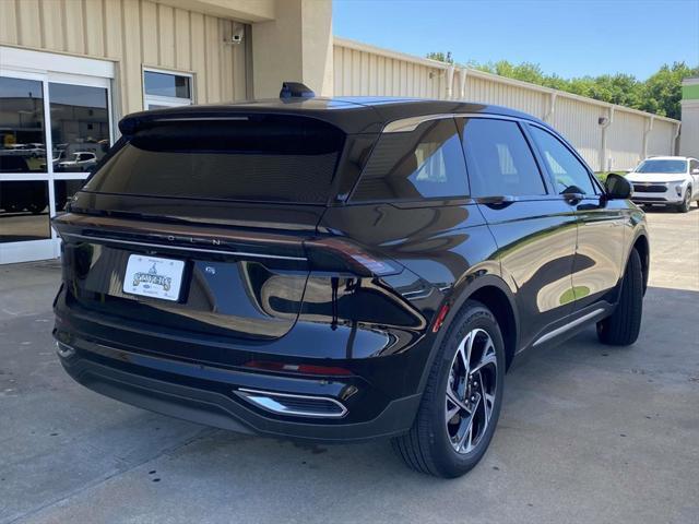 new 2025 Lincoln Nautilus car, priced at $51,404