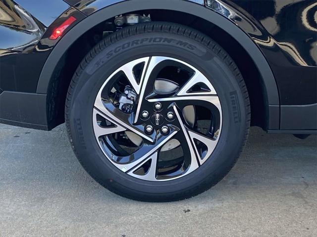 new 2025 Lincoln Nautilus car, priced at $51,404