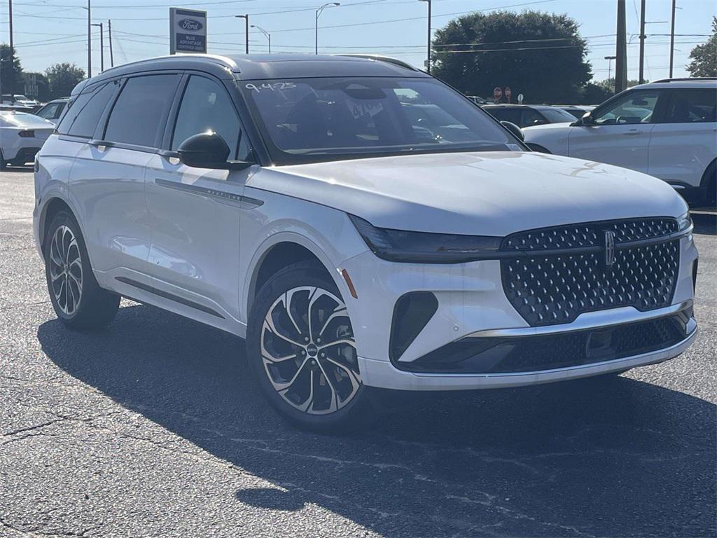 new 2025 Lincoln Nautilus car, priced at $59,030