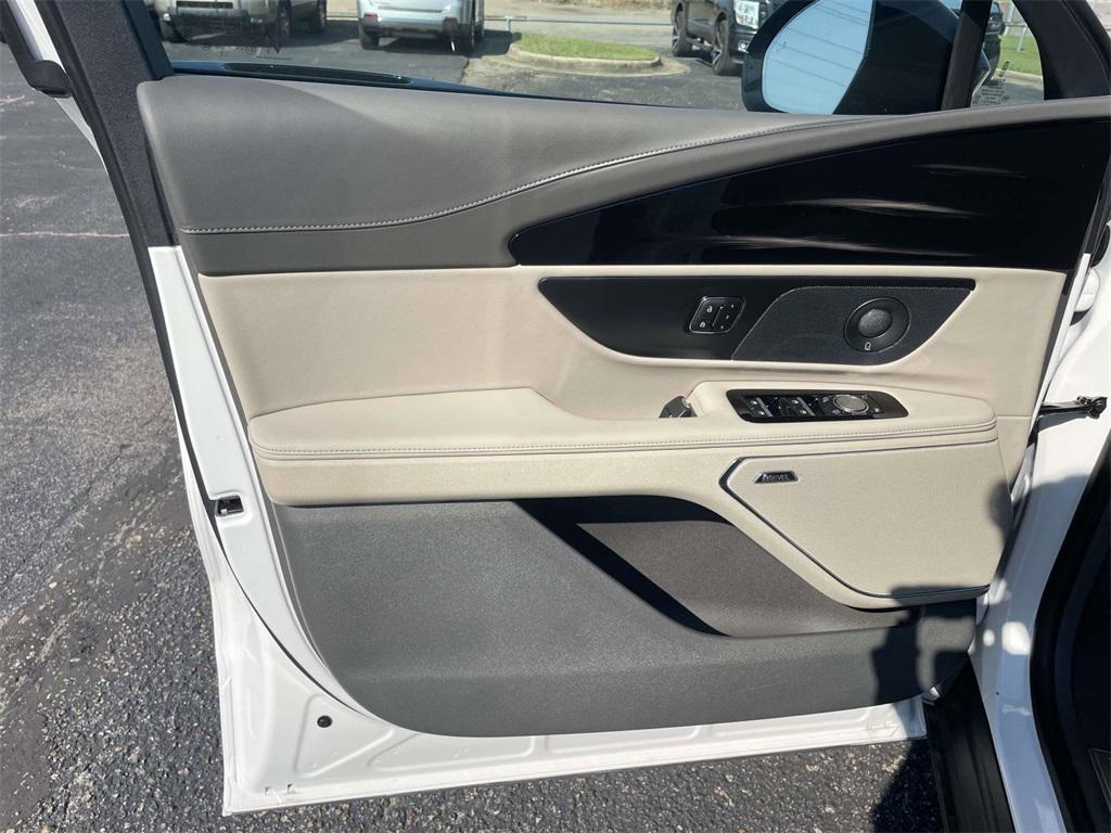 new 2025 Lincoln Nautilus car, priced at $59,030
