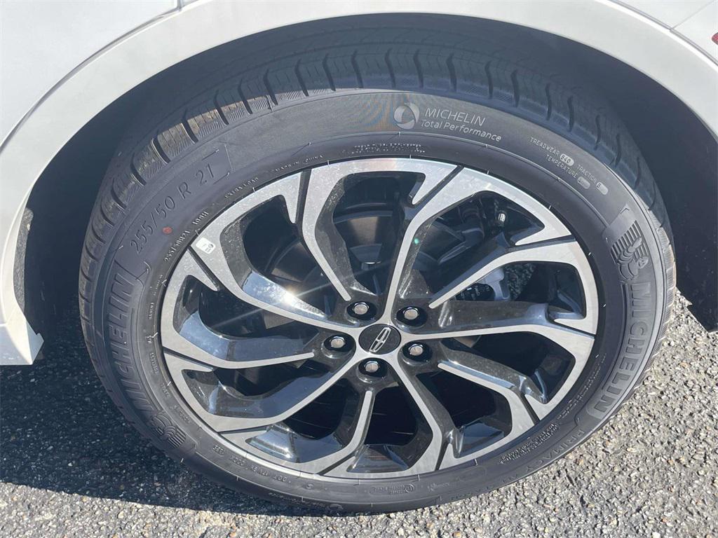 new 2025 Lincoln Nautilus car, priced at $59,030