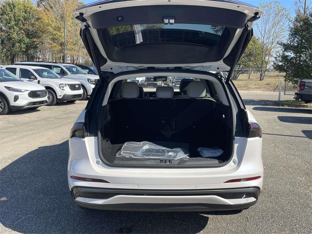 new 2026 Lincoln Nautilus car, priced at $68,092