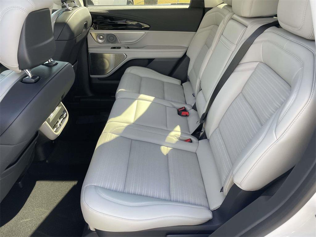 new 2026 Lincoln Nautilus car, priced at $68,092