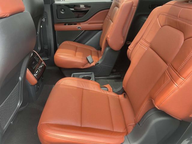 new 2025 Lincoln Aviator car, priced at $65,797