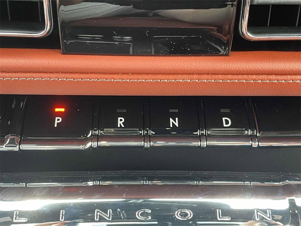 new 2025 Lincoln Aviator car, priced at $61,297