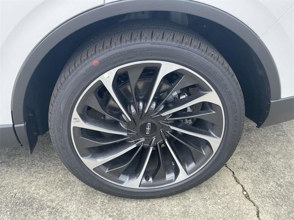 new 2025 Lincoln Aviator car, priced at $61,297