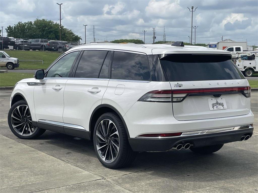 new 2025 Lincoln Aviator car, priced at $61,297