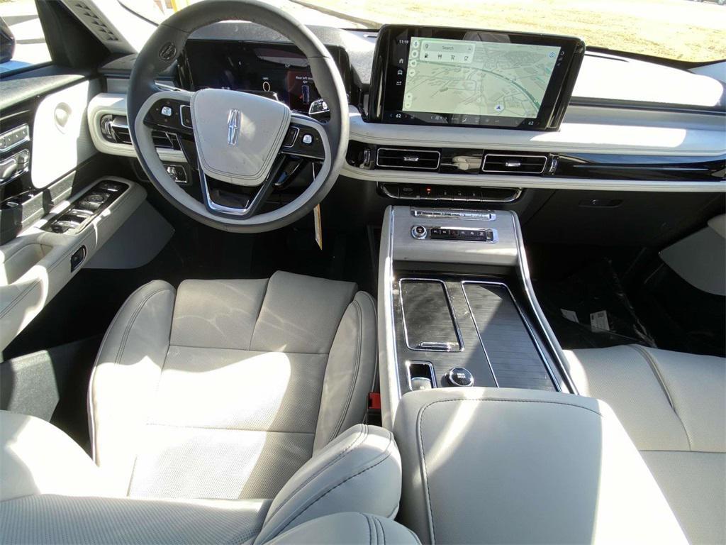 new 2025 Lincoln Aviator car, priced at $65,129