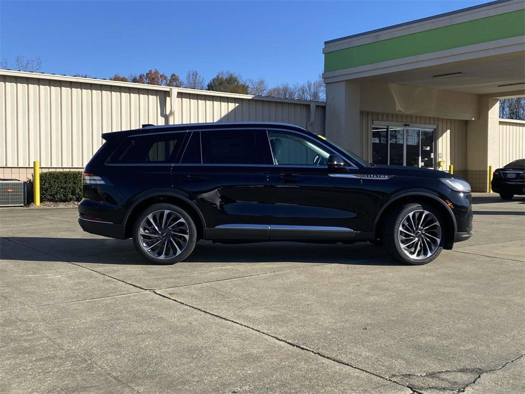 new 2025 Lincoln Aviator car, priced at $65,129