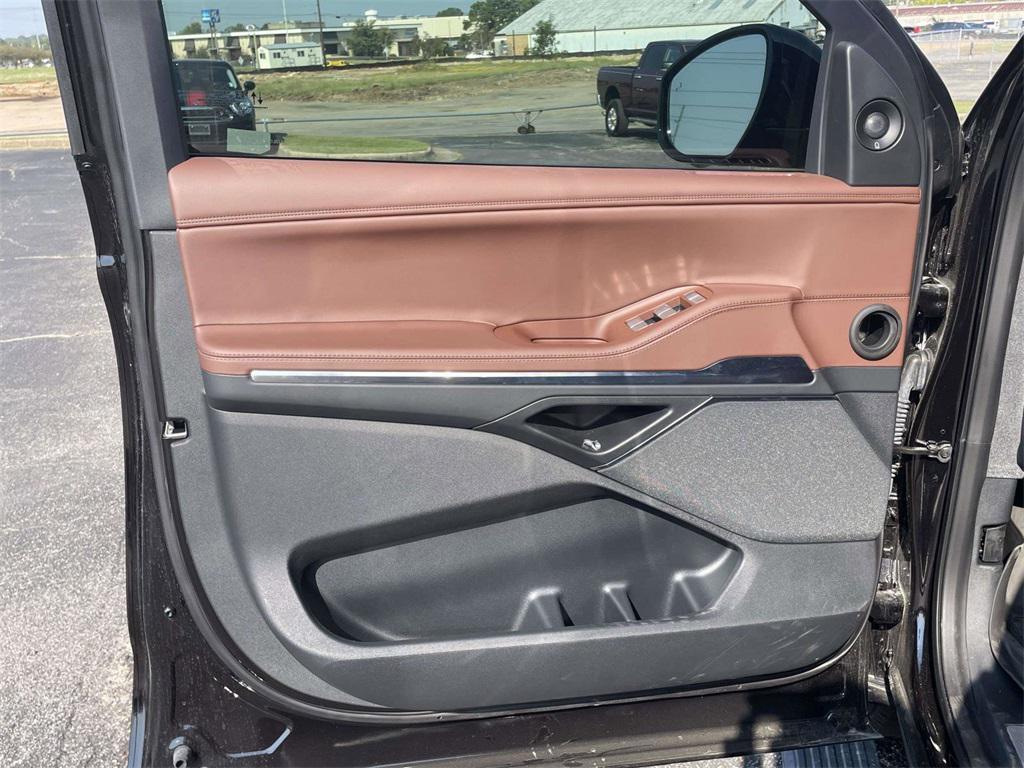 new 2025 Lincoln Navigator car, priced at $100,230