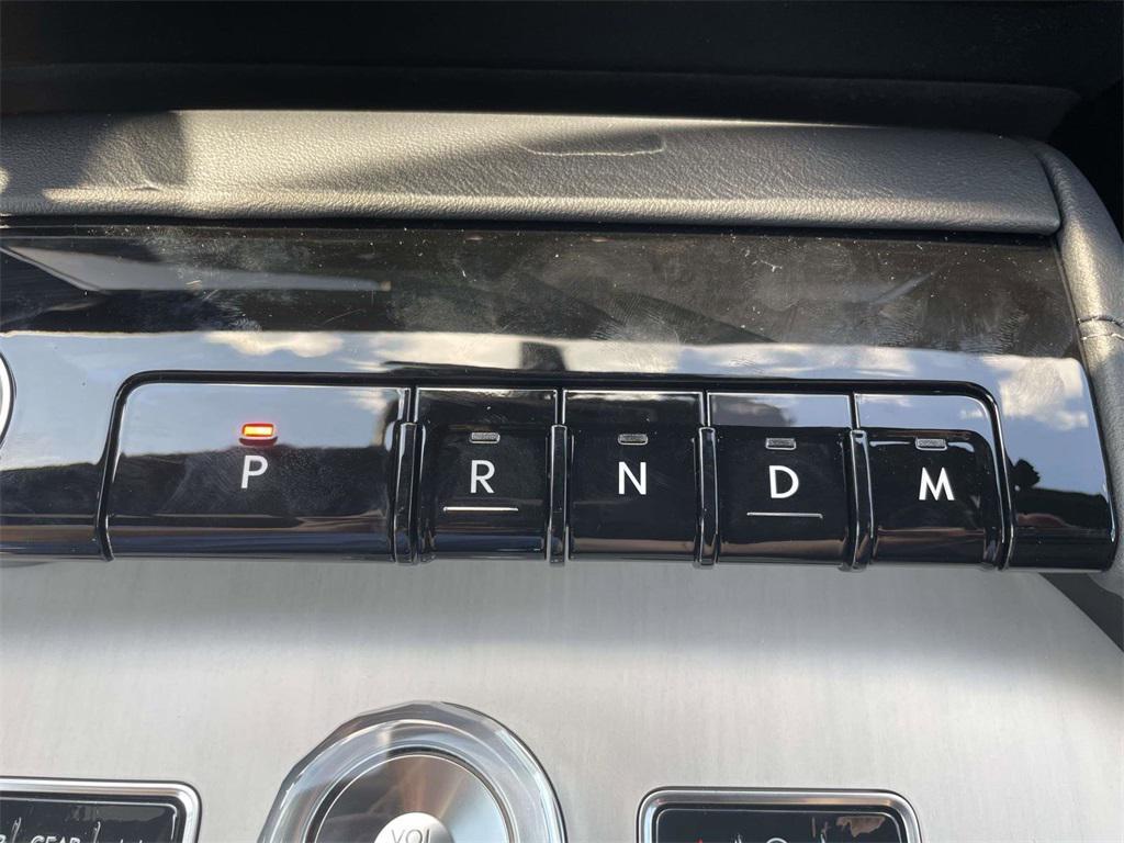 new 2025 Lincoln Navigator car, priced at $104,080