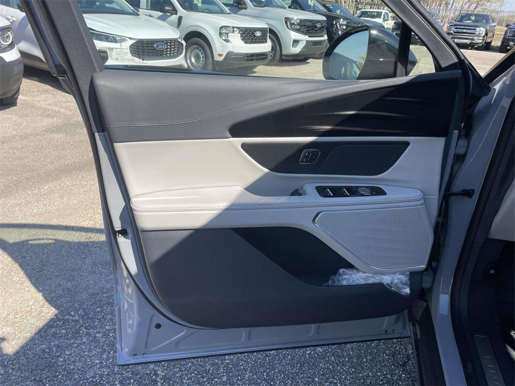 new 2026 Lincoln Nautilus car, priced at $54,100