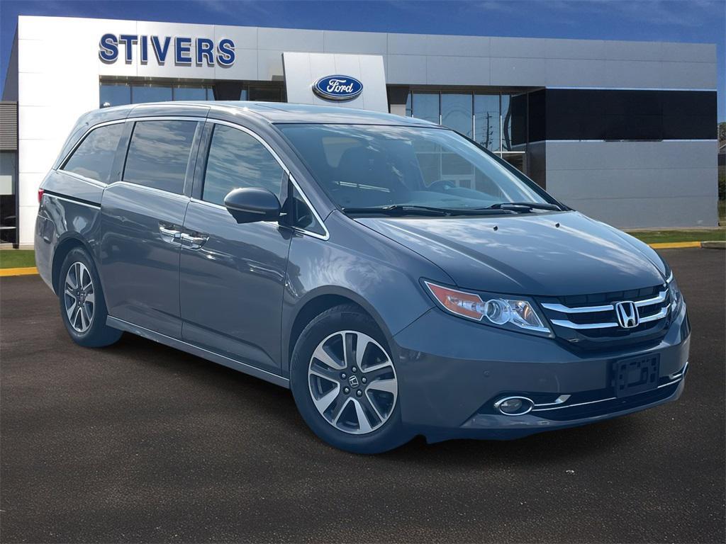 used 2016 Honda Odyssey car, priced at $10,995