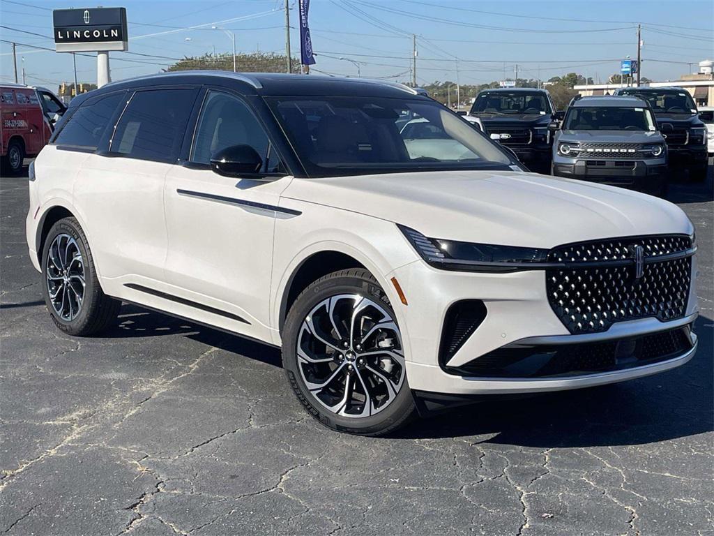 new 2025 Lincoln Nautilus car, priced at $59,211