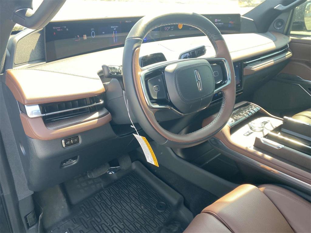 new 2025 Lincoln Nautilus car, priced at $66,711