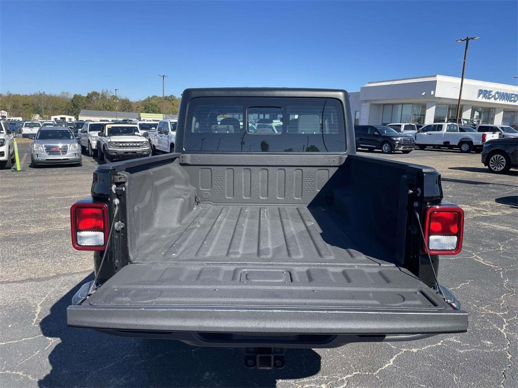 used 2023 Jeep Gladiator car, priced at $28,993