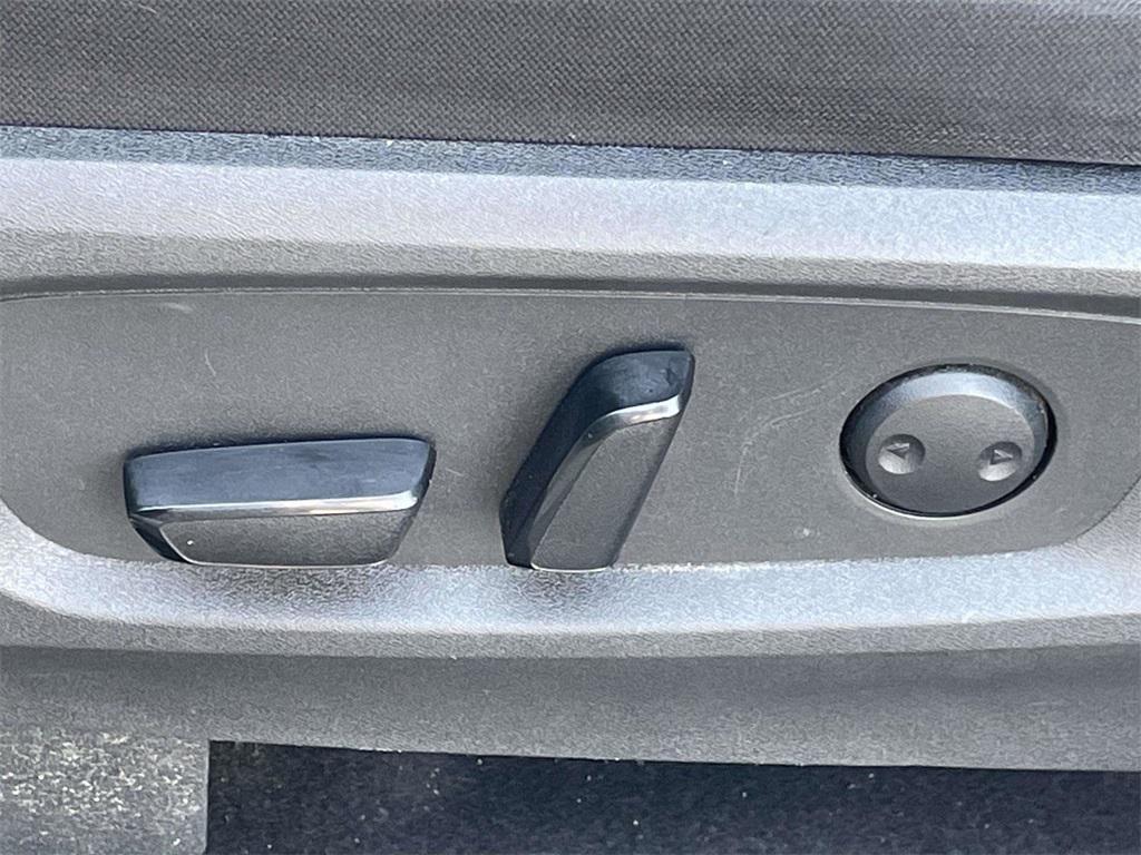 used 2023 Nissan Pathfinder car, priced at $24,944