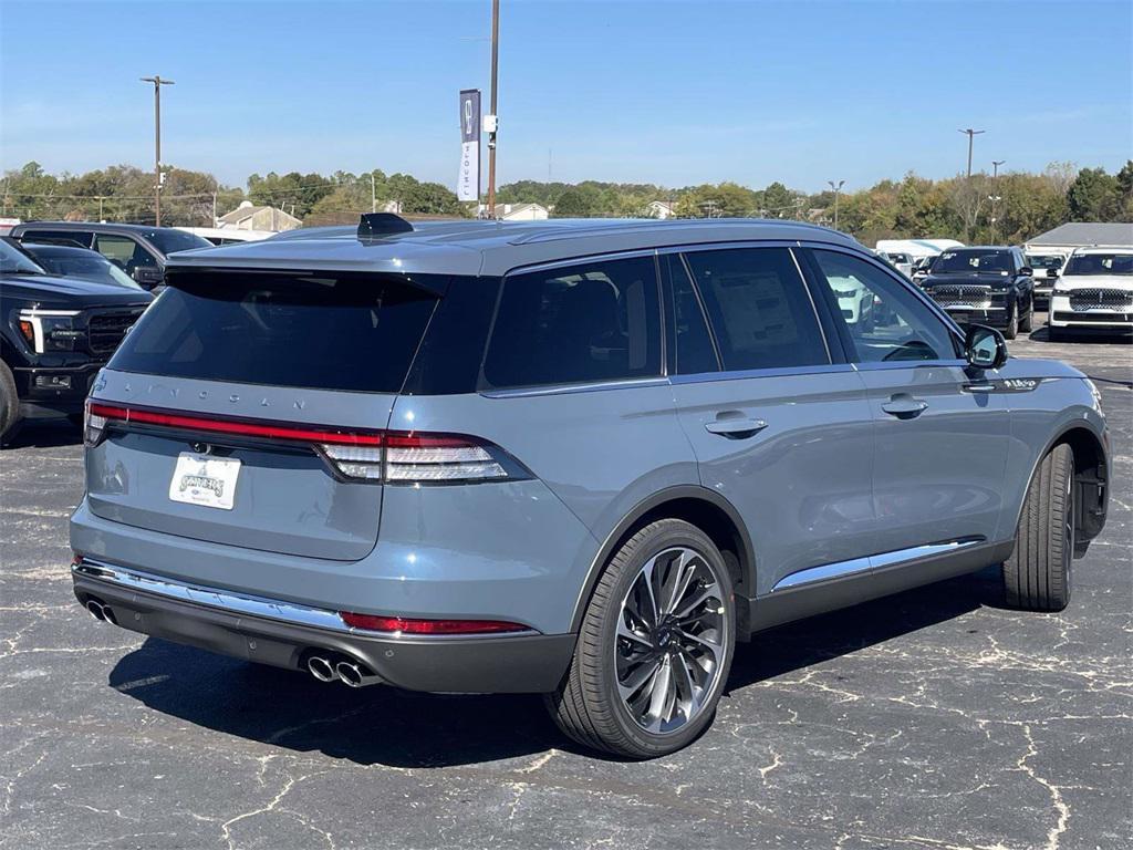 new 2025 Lincoln Aviator car, priced at $65,006
