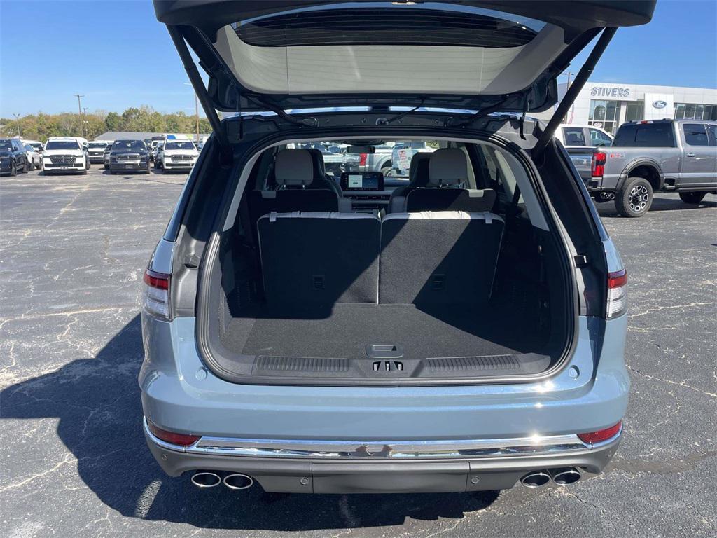 new 2025 Lincoln Aviator car, priced at $65,006