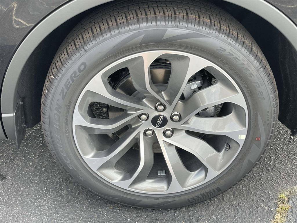 new 2025 Lincoln Aviator car, priced at $57,134