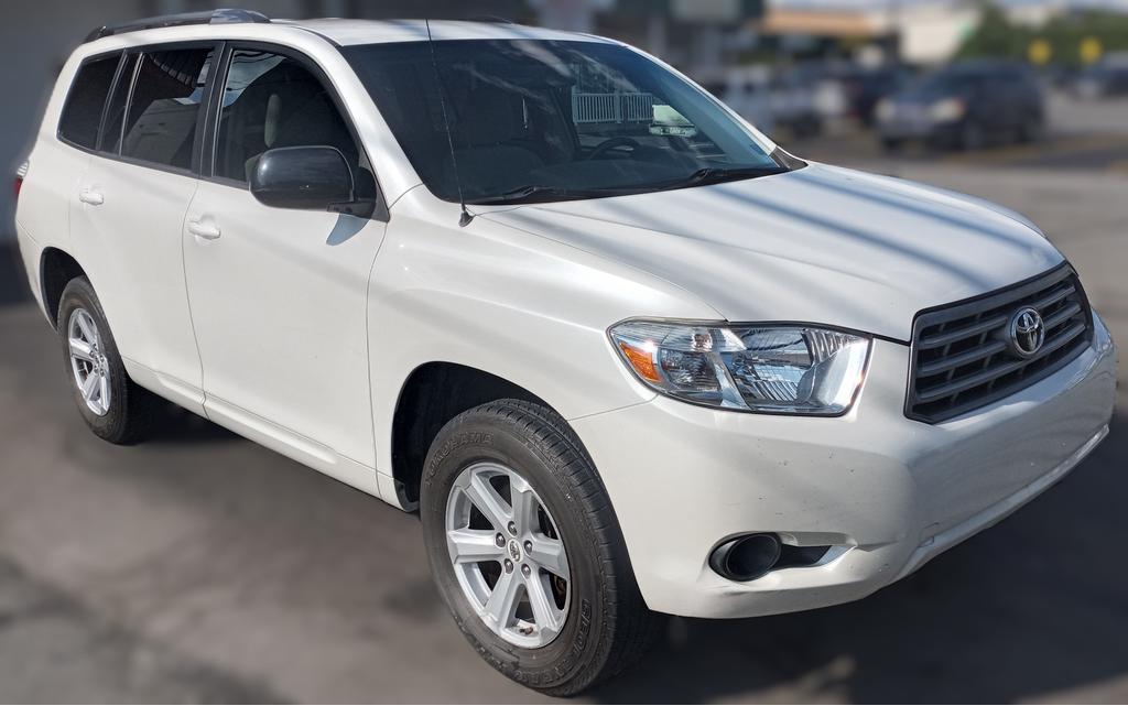 used 2010 Toyota Highlander car, priced at $6,195