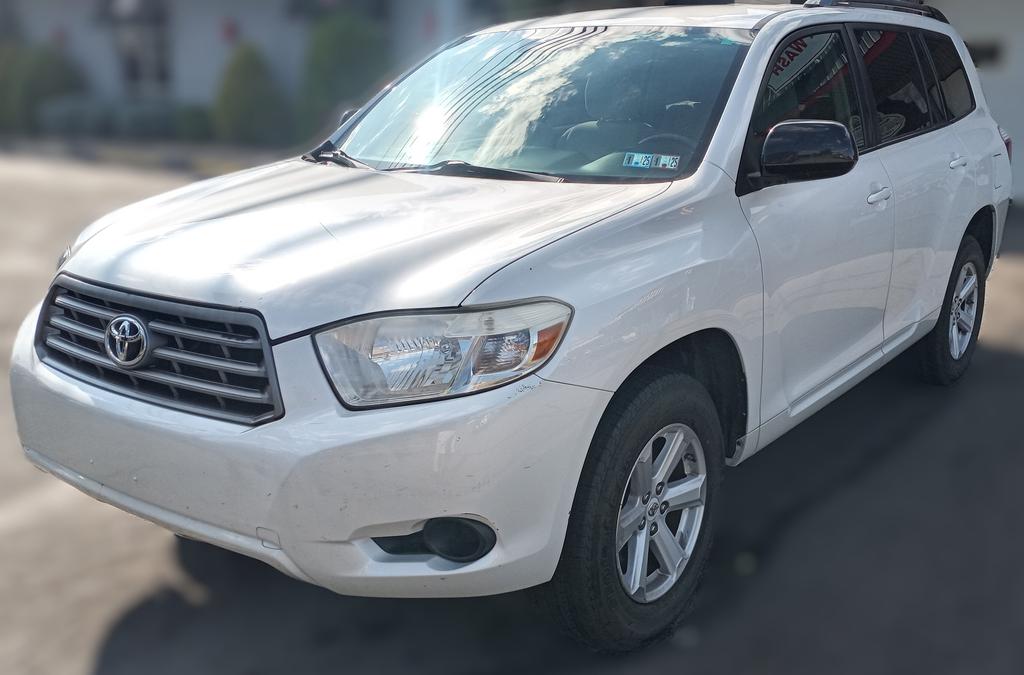 used 2010 Toyota Highlander car, priced at $6,195