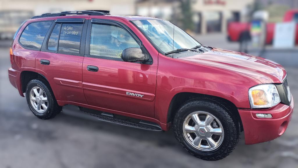 used 2004 GMC Envoy car, priced at $4,295