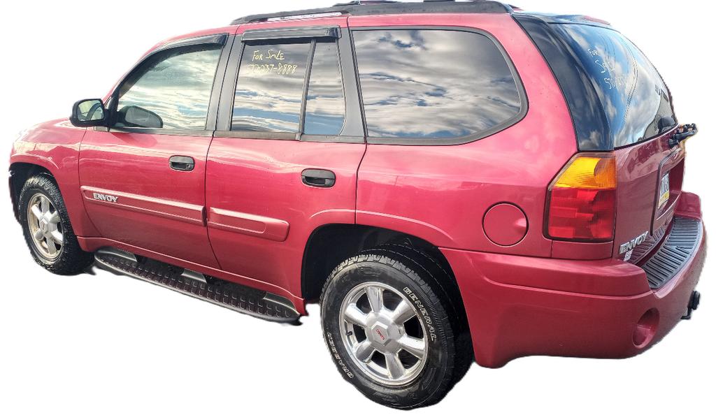 used 2004 GMC Envoy car, priced at $4,295